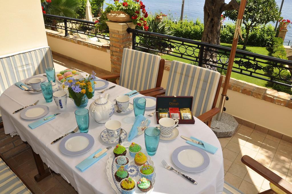 Villa Romantica Perama  Extérieur photo