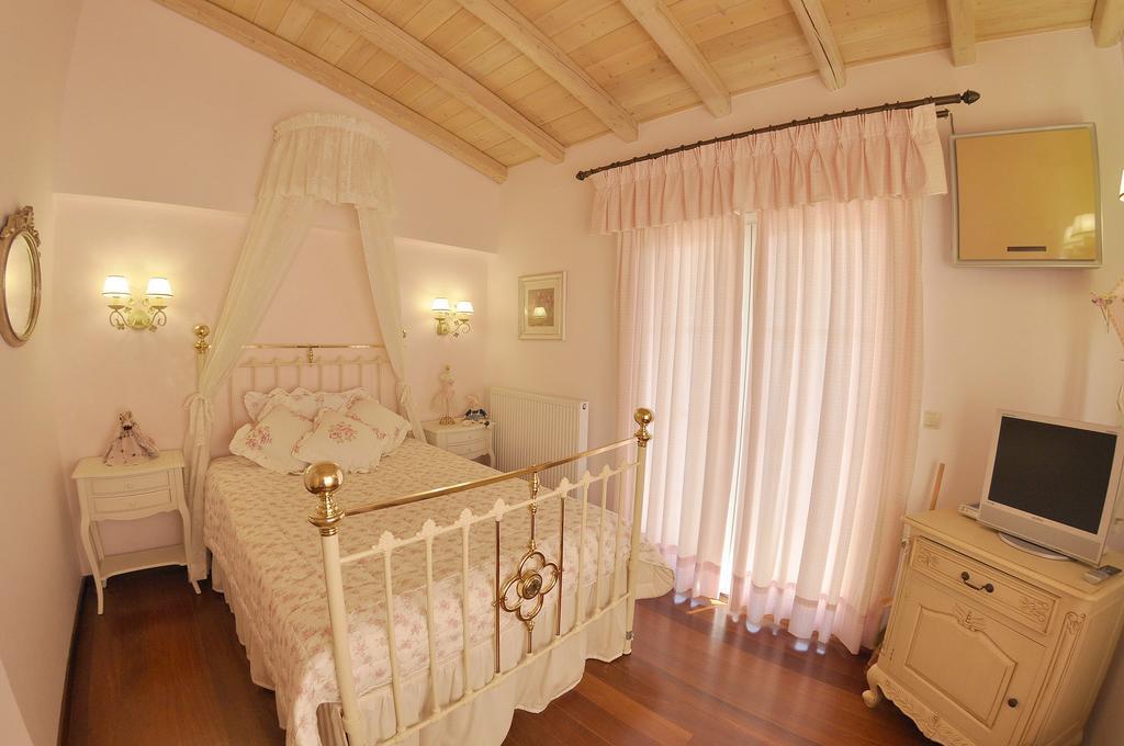 Villa Romantica Perama  Chambre photo