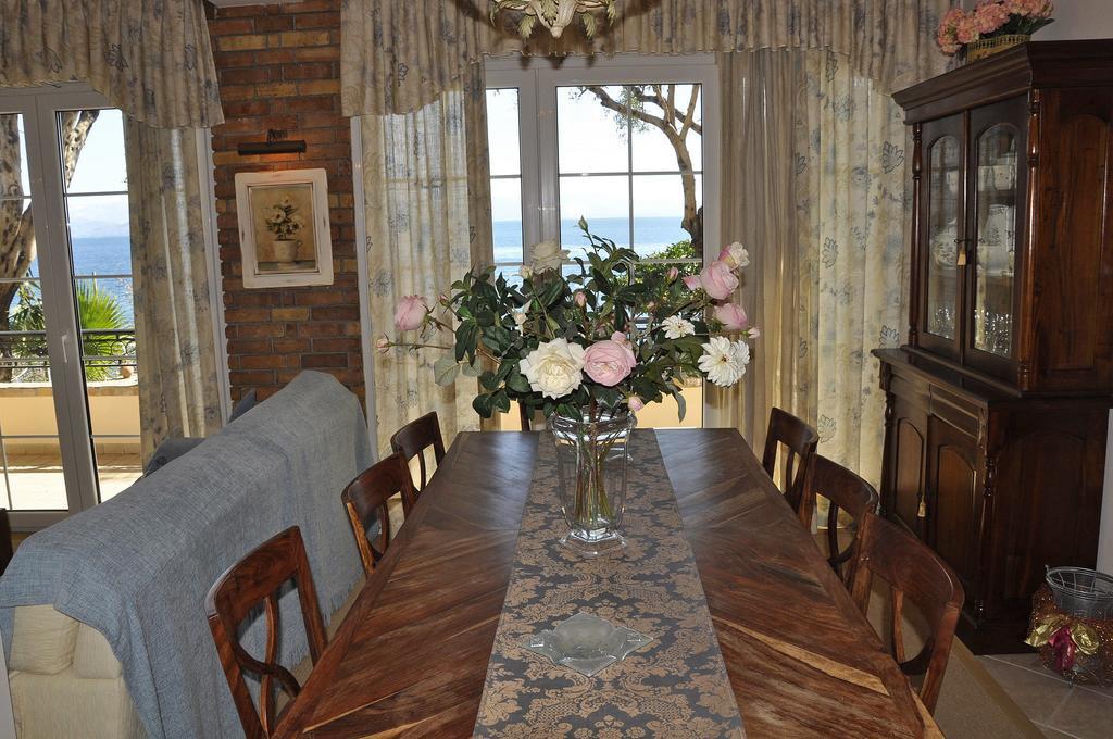 Villa Romantica Perama  Chambre photo
