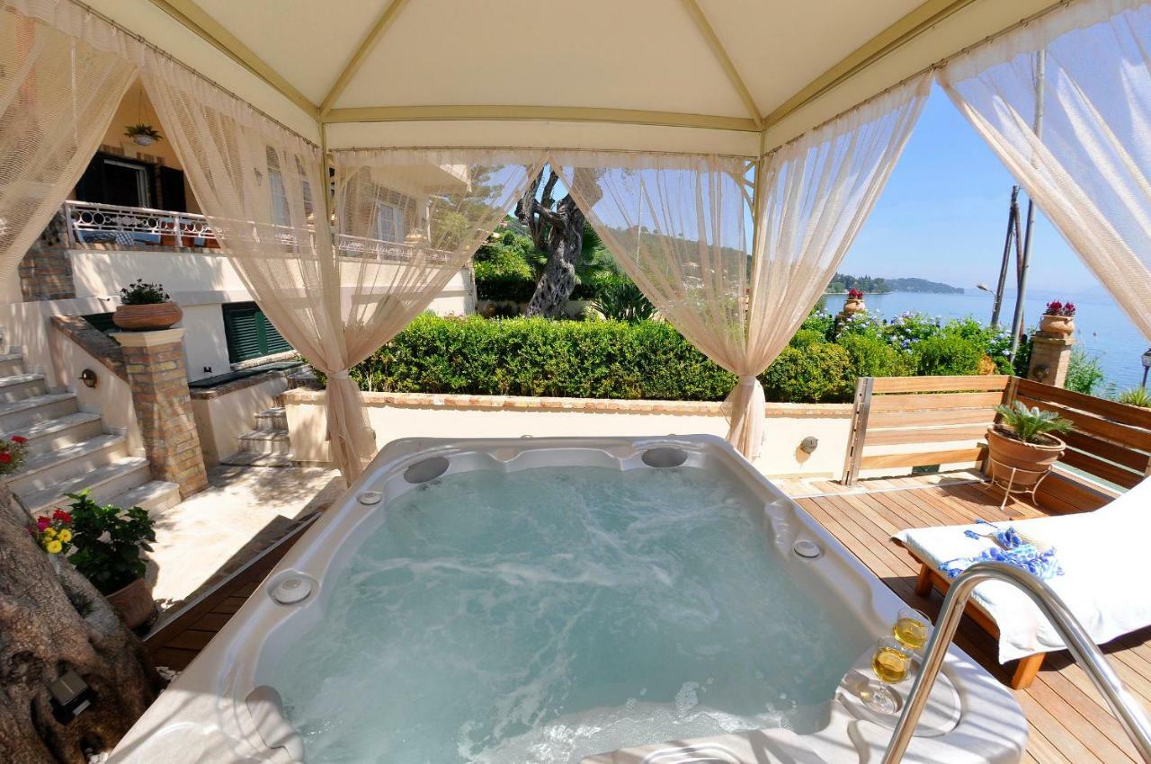 Villa Romantica Perama  Extérieur photo